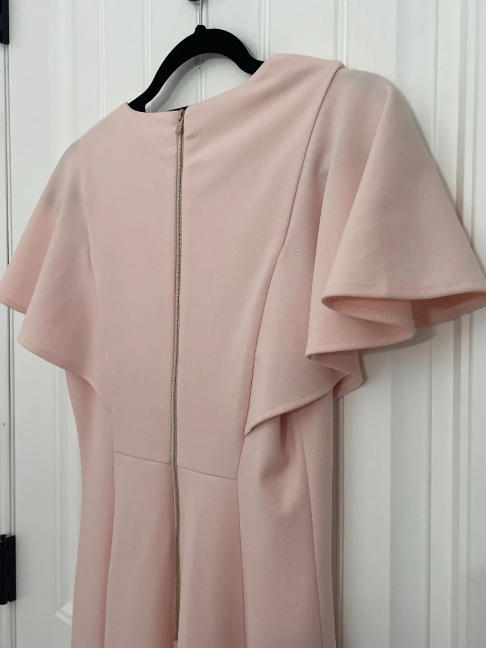 Calvin Klein Light Pink V-Neck Fit & Flare Flutter Sleeve Dress Size 2